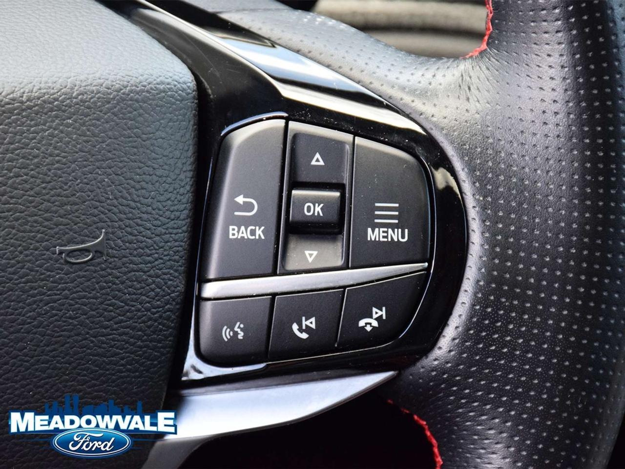 2022 Ford Explorer ST Photo