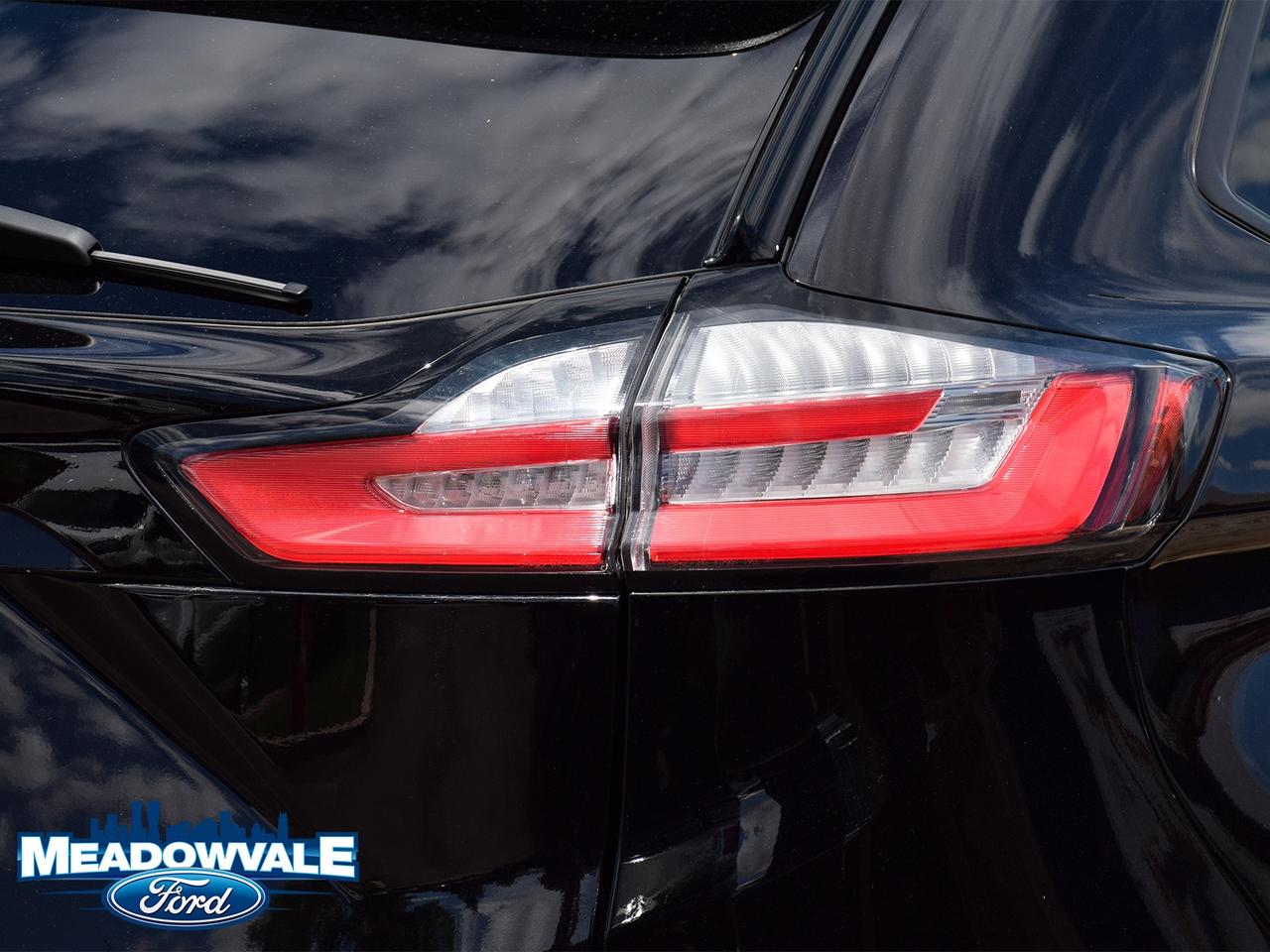 2024 Ford Edge ST Photo