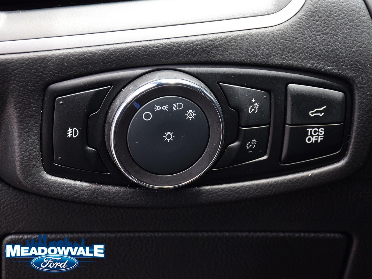 2024 Ford Edge ST Photo