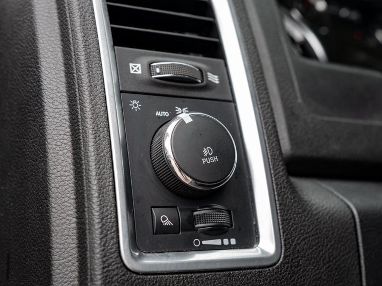 2022 RAM 1500 Classic SLT Photo