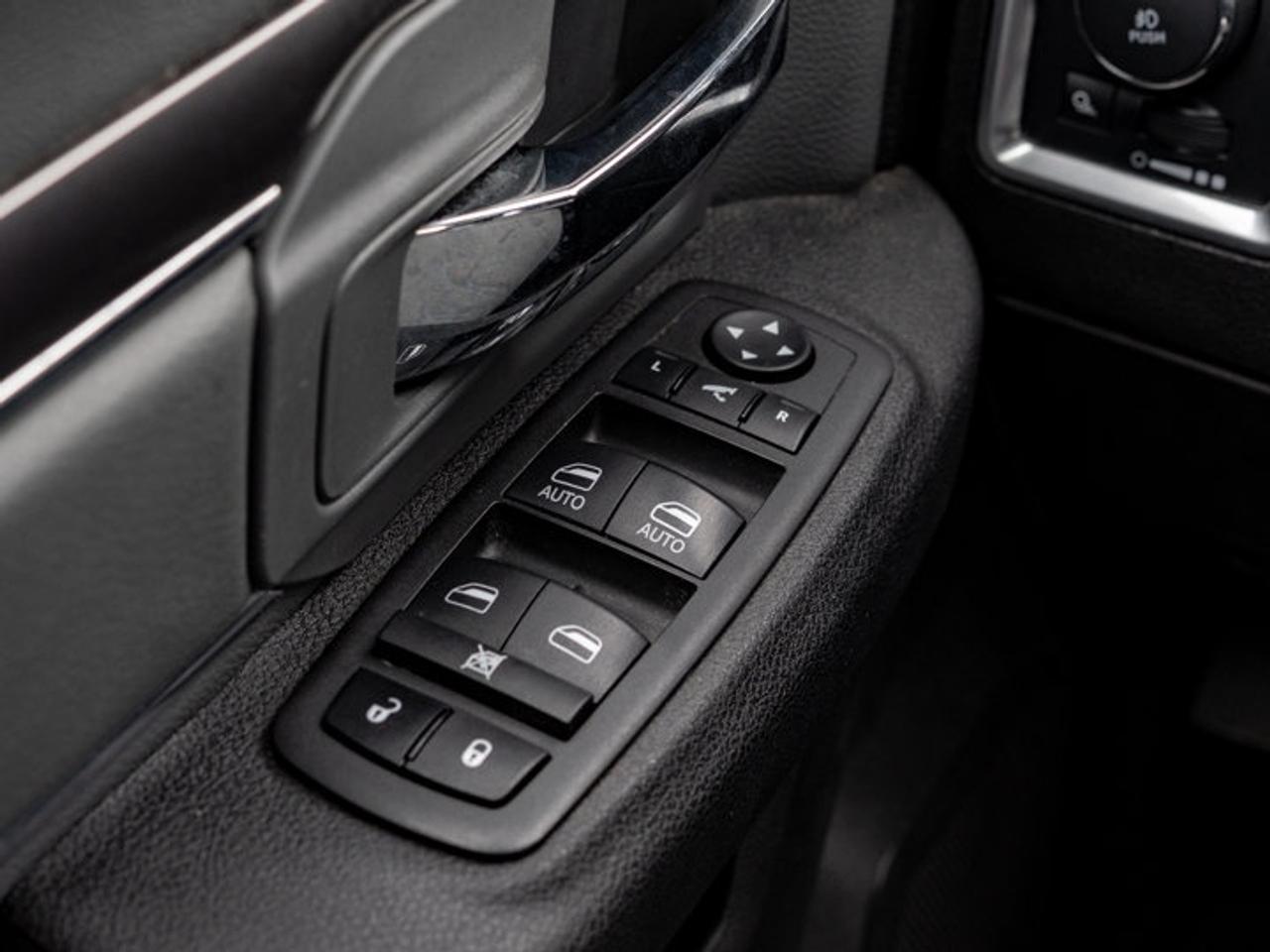 2022 RAM 1500 Classic SLT Photo