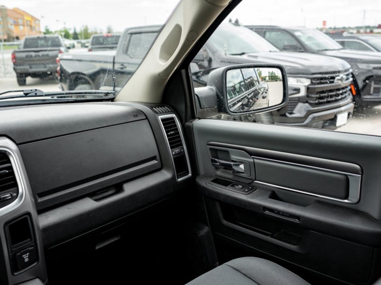 2022 RAM 1500 Classic SLT Photo