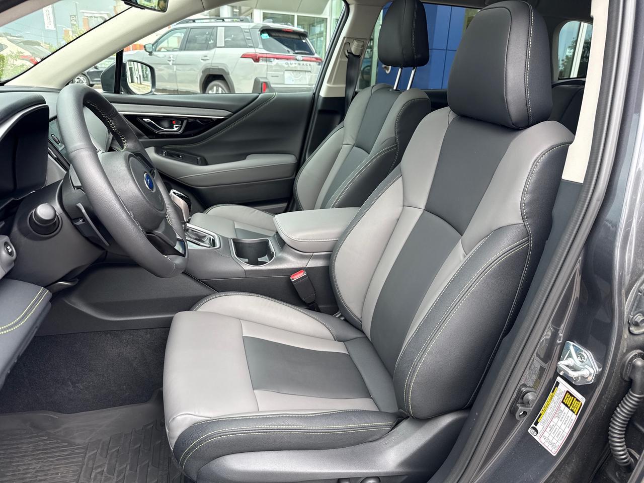 2025 Subaru Outback ONYX Photo