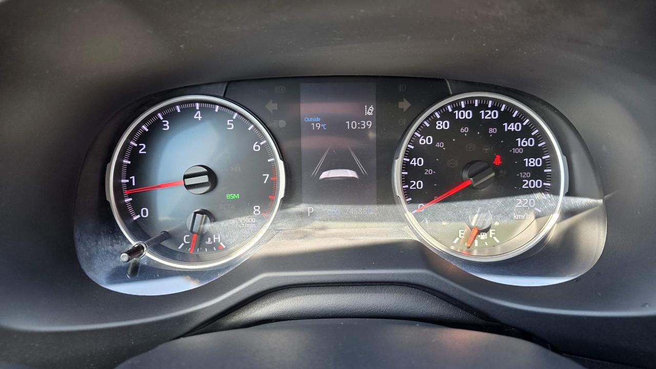 2020 Toyota RAV4 LE NO ACCIDENTS! ONE OWNER! LOW KM! Photo