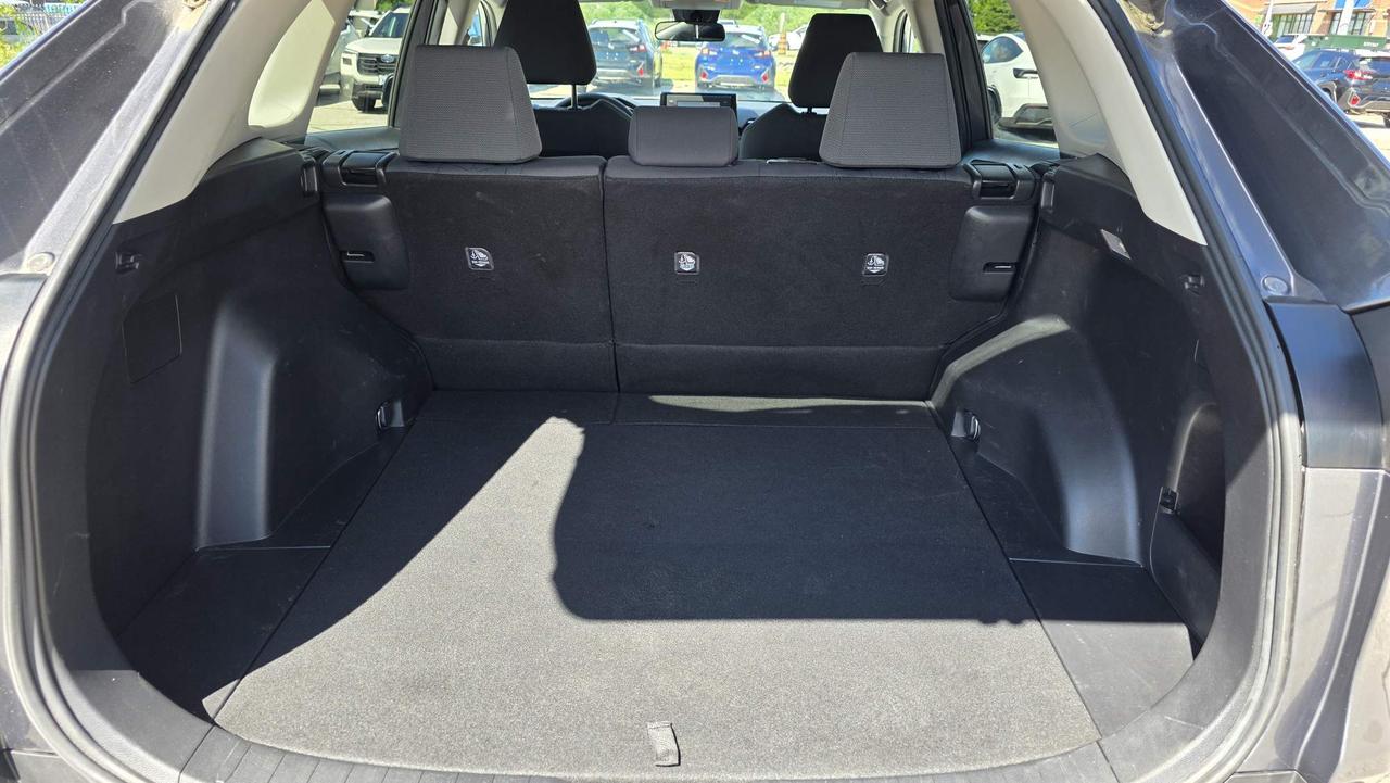 2020 Toyota RAV4 LE NO ACCIDENTS! ONE OWNER! LOW KM! Photo