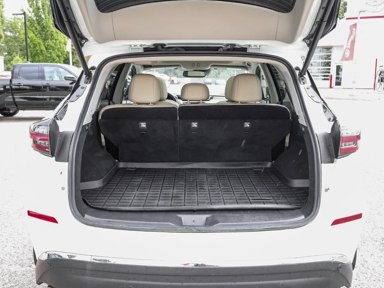 2020 Nissan Murano SL Photo
