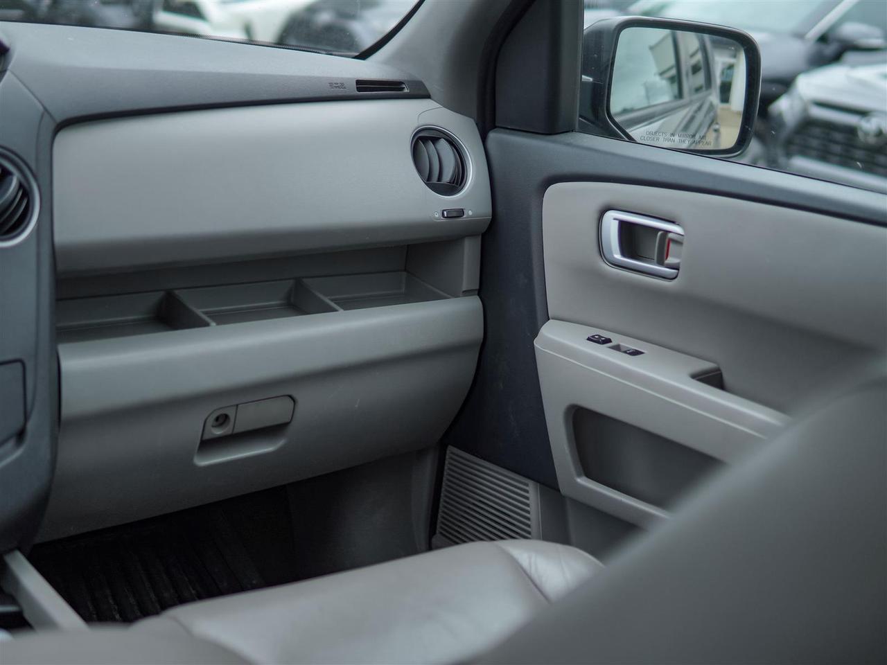 2014 Honda Pilot AS TRADED - YOU CERTIFY, YOU SAVE!!! (SAFETY NOT INC) | EX-L | LEATHER | SUNROOF | AS IS SPECIAL Photo