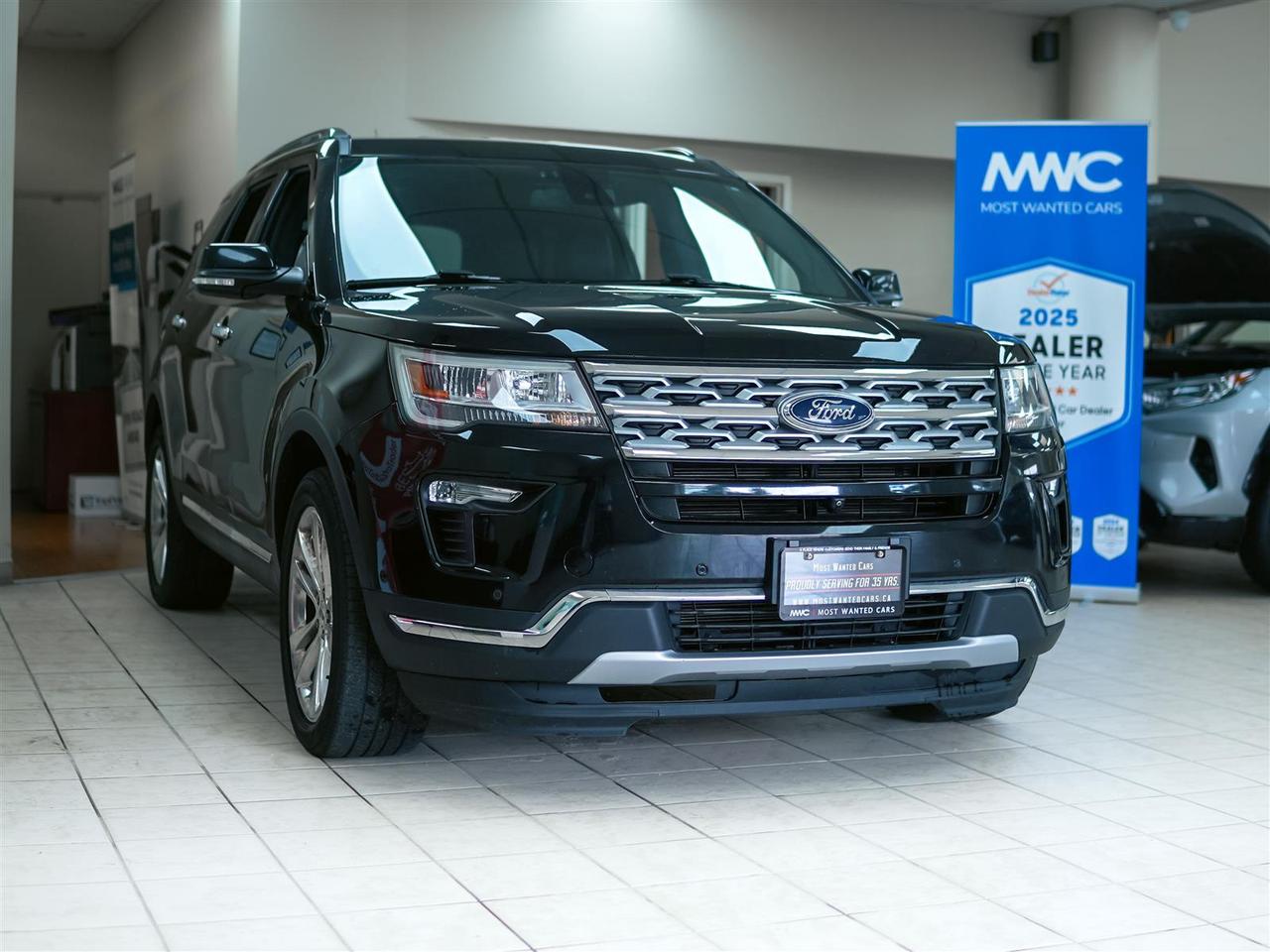 2018 Ford Explorer LIMITED | 4WD | LTHR | NAV | CAPTAIN PKG Photo
