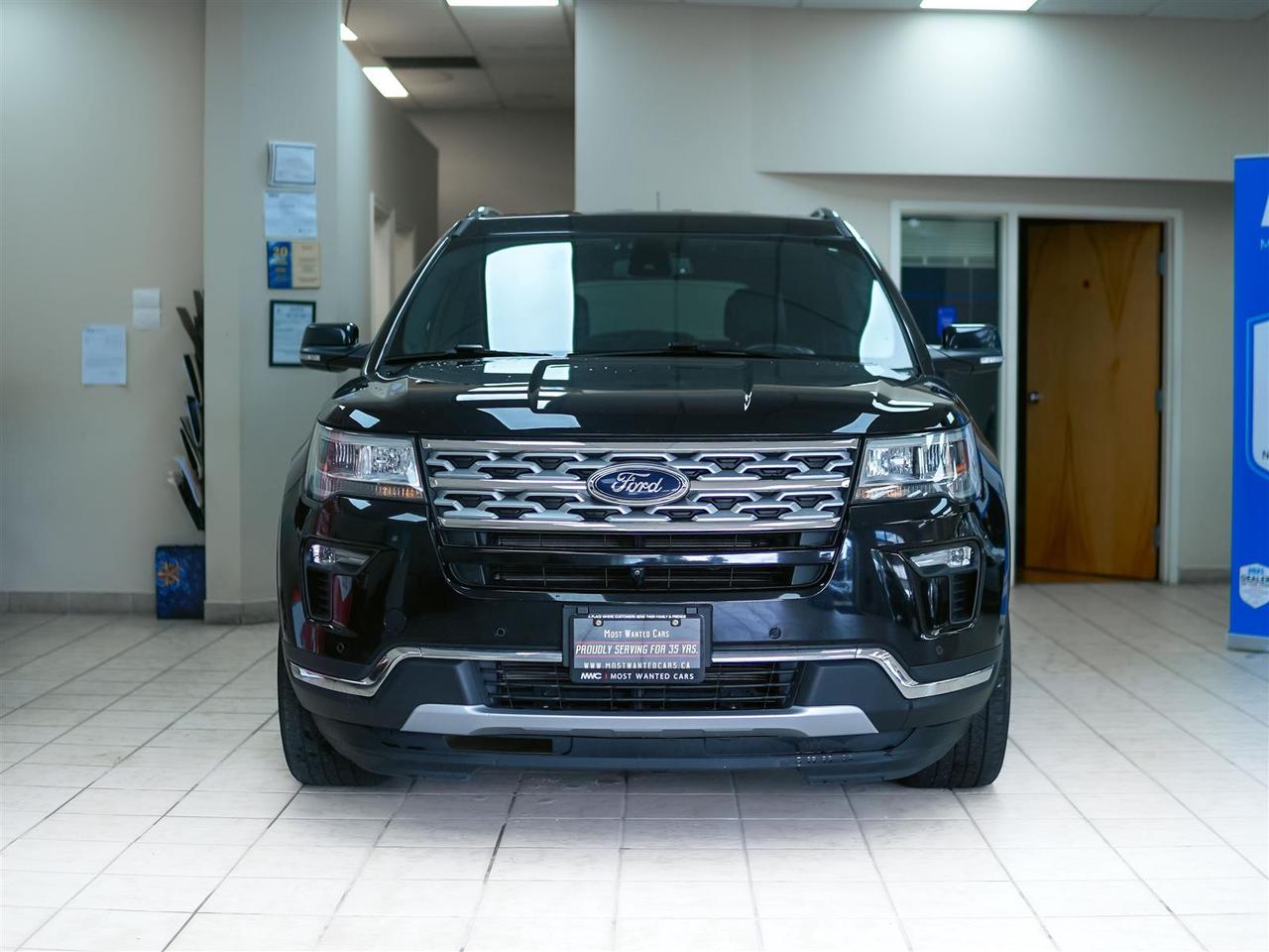 2018 Ford Explorer LIMITED | 4WD | LTHR | NAV | CAPTAIN PKG Photo2