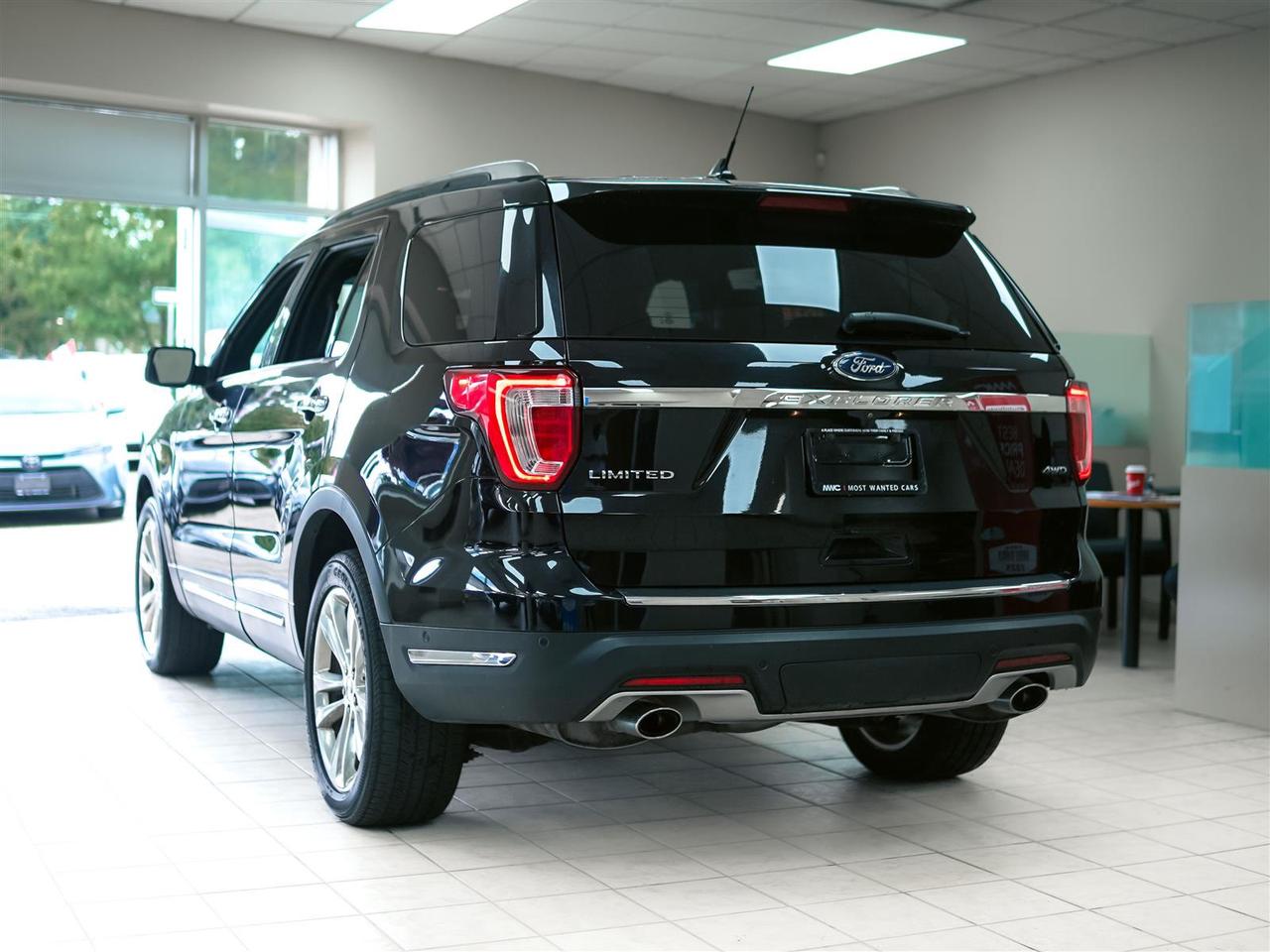 2018 Ford Explorer LIMITED | 4WD | LTHR | NAV | CAPTAIN PKG Photo