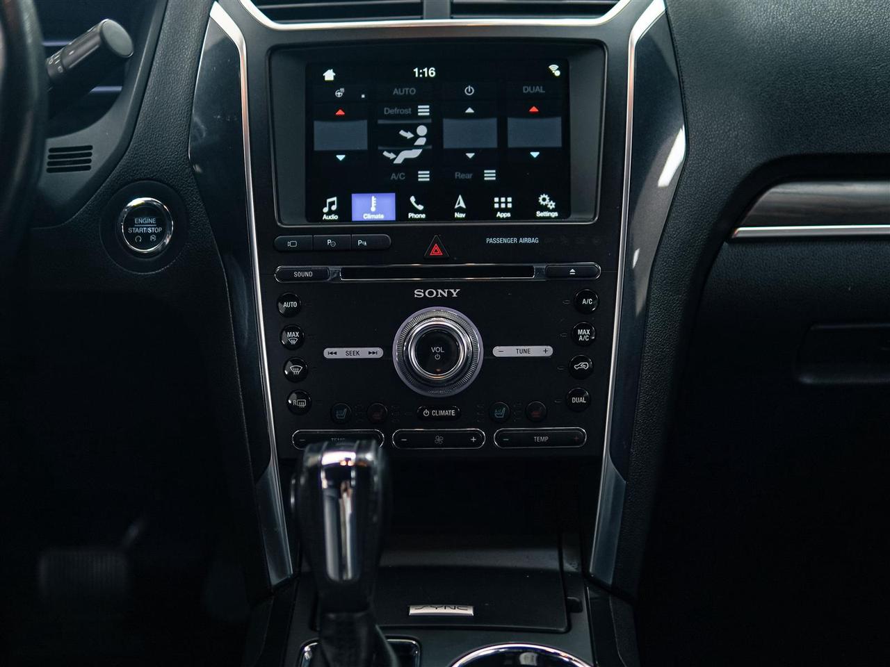 2018 Ford Explorer LIMITED | 4WD | LTHR | NAV | CAPTAIN PKG Photo