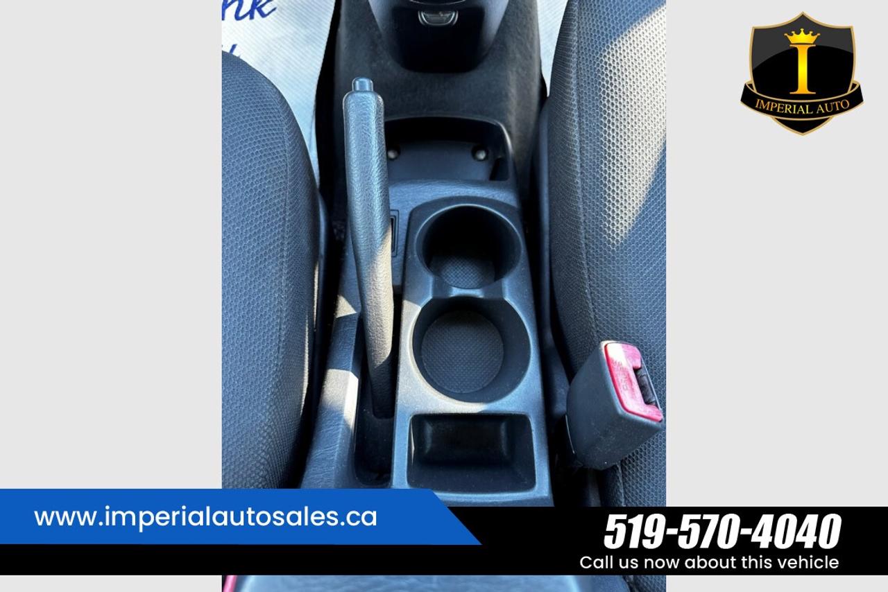 2007 Pontiac Vibe Base Photo