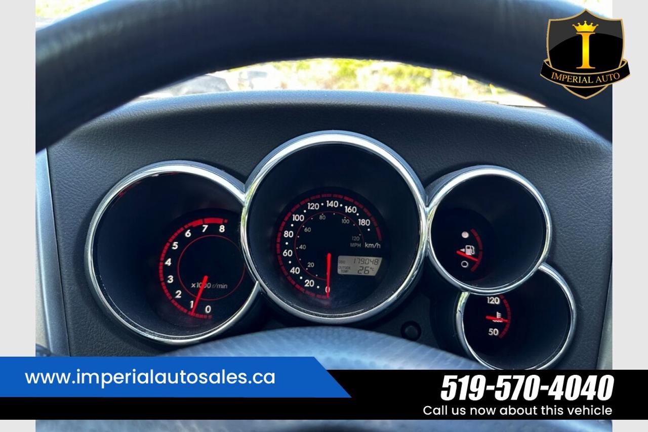 2007 Pontiac Vibe Base Photo