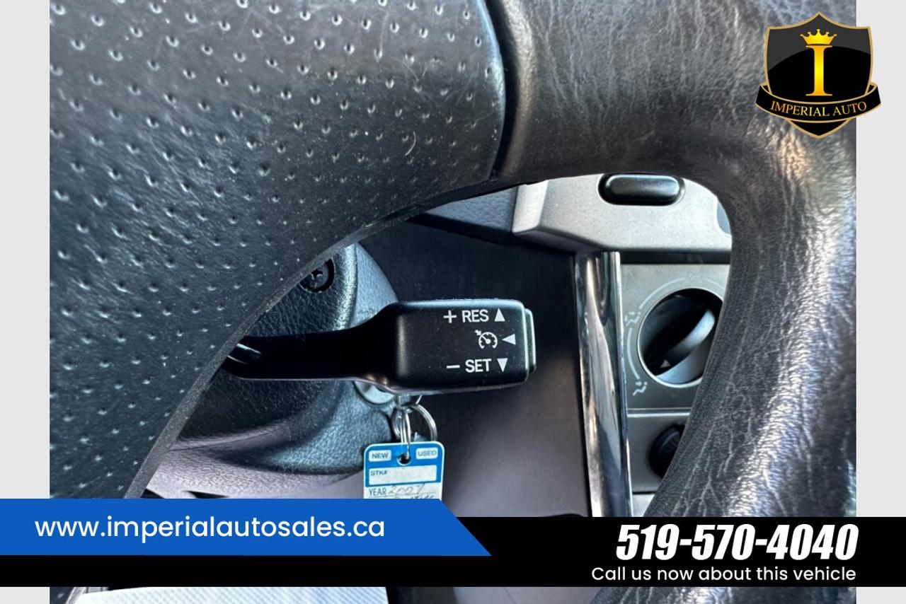 2007 Pontiac Vibe Base Photo