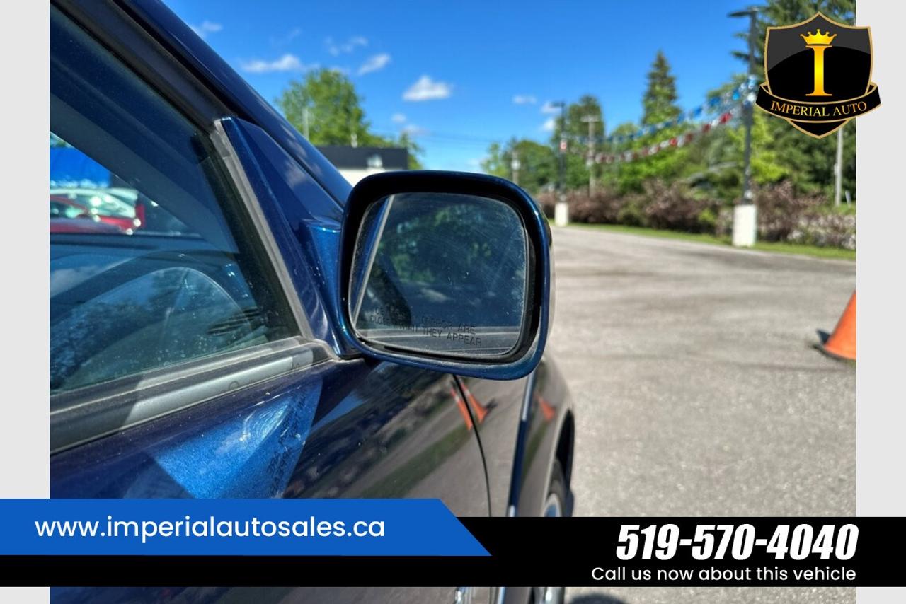 2007 Pontiac Vibe Base Photo