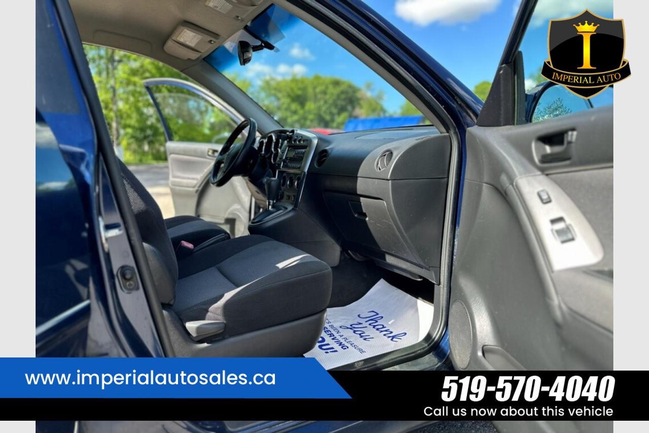 2007 Pontiac Vibe Base Photo