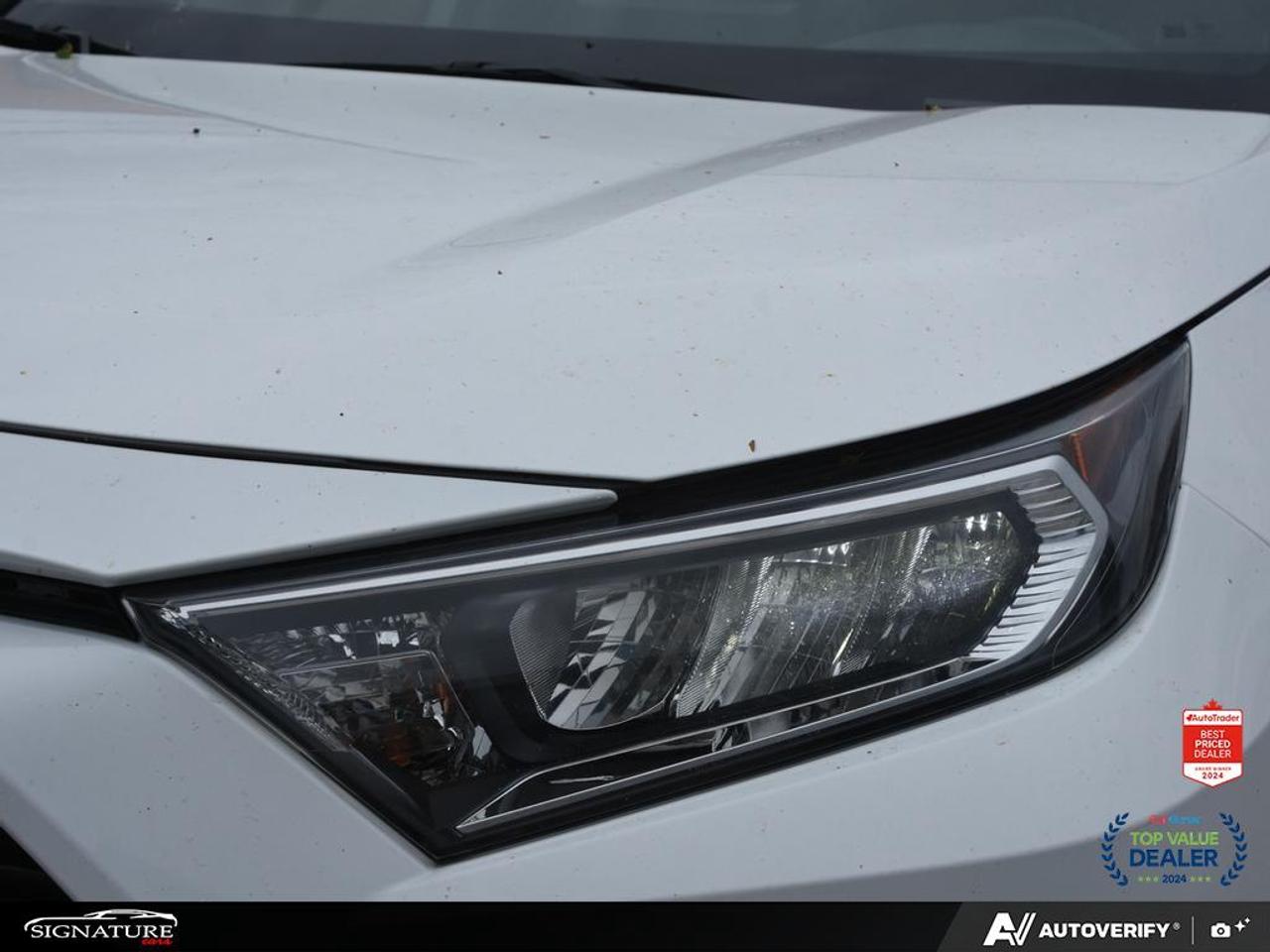 2021 Toyota RAV4 XLE AWD No Accident Sunroof Carplay BSM Photo