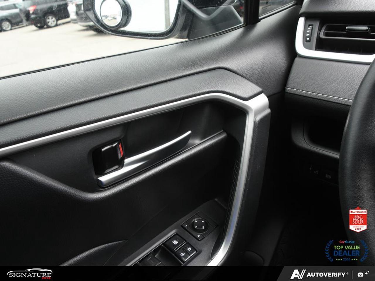 2021 Toyota RAV4 XLE AWD No Accident Sunroof Carplay BSM Photo