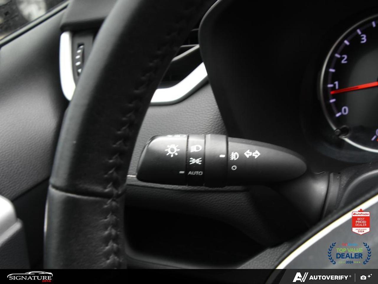2021 Toyota RAV4 XLE AWD No Accident Sunroof Carplay BSM Photo