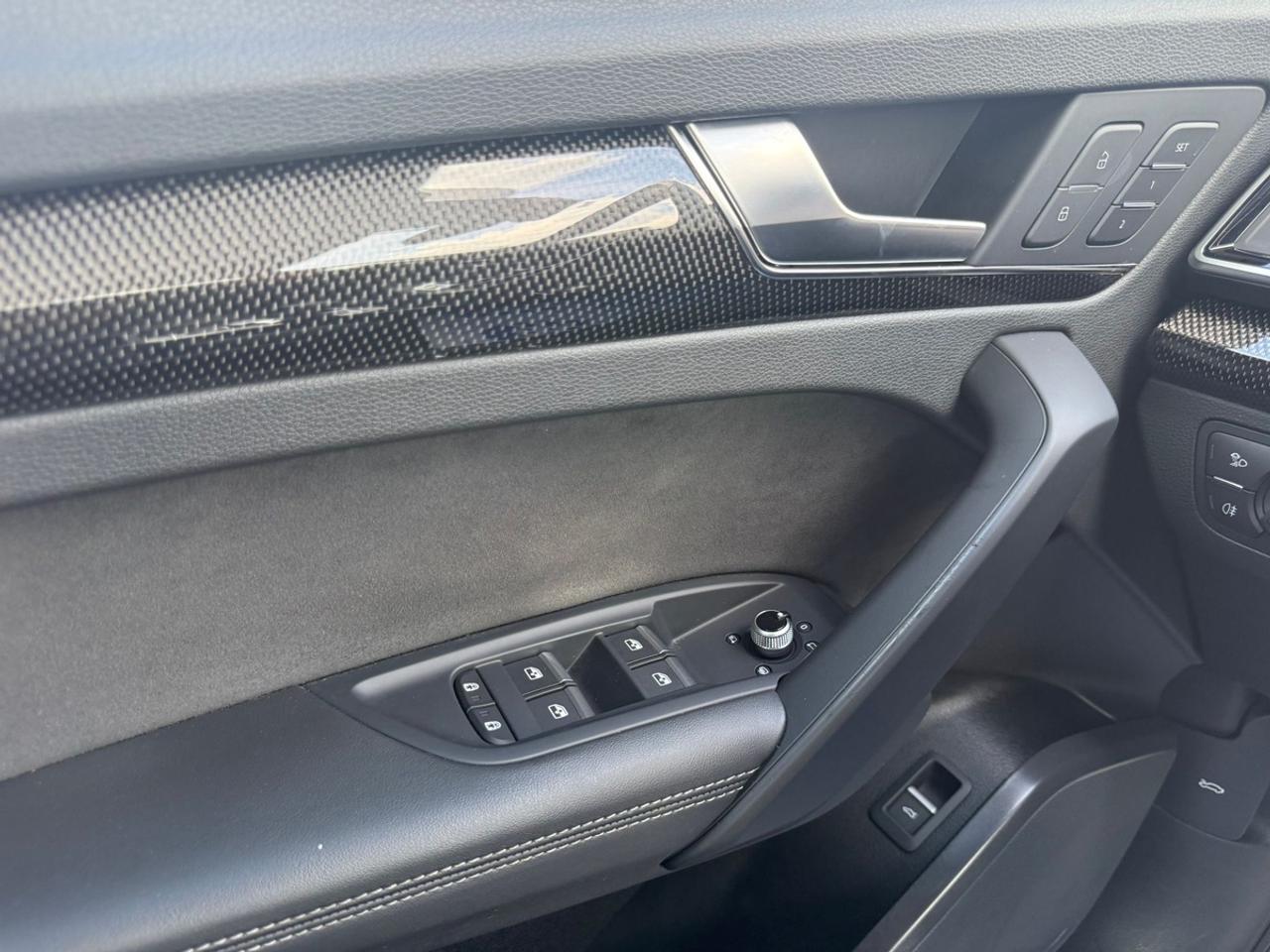 2021 Audi SQ5 Premium Photo
