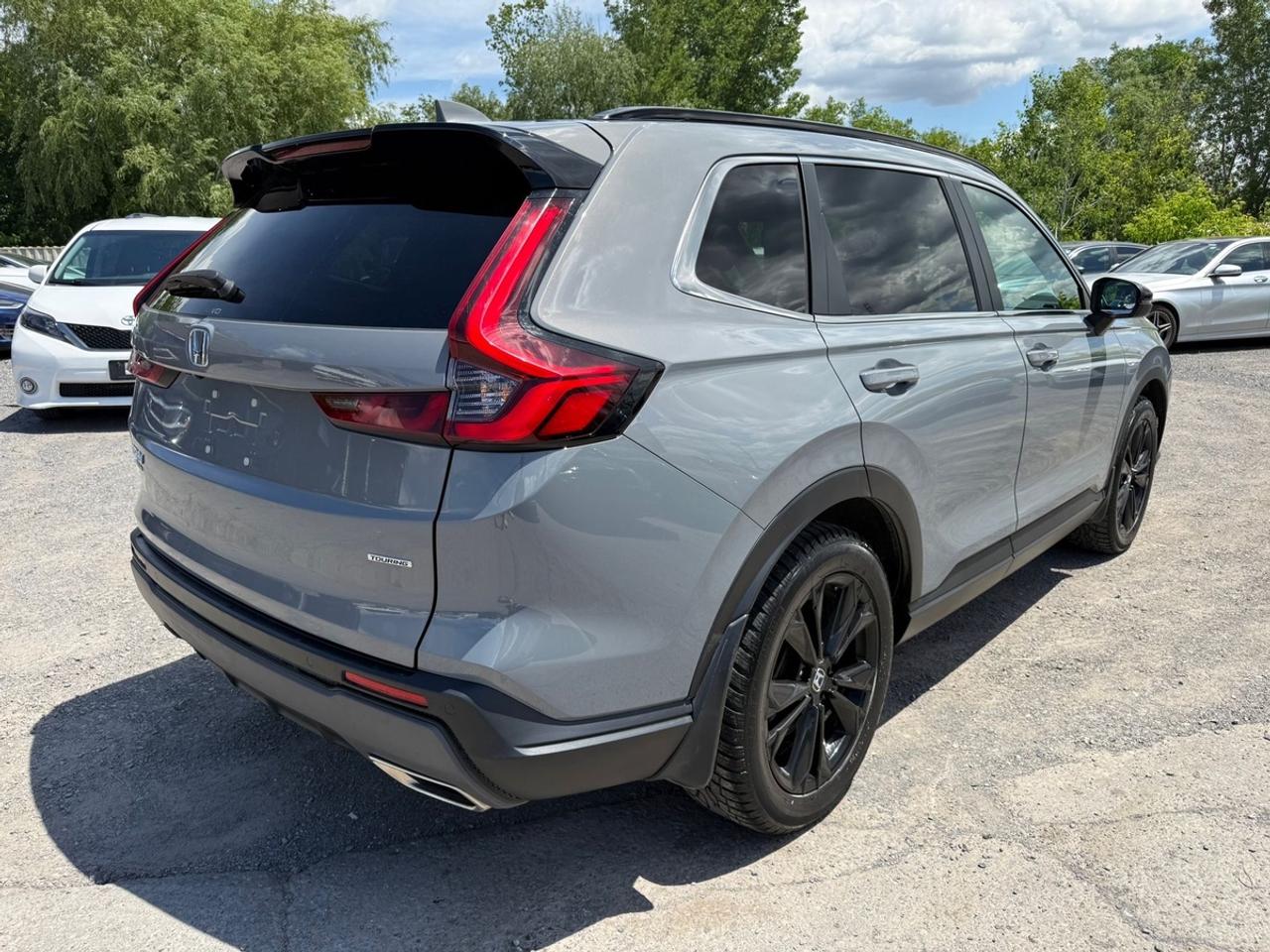 2023 Honda CR-V Touring Photo