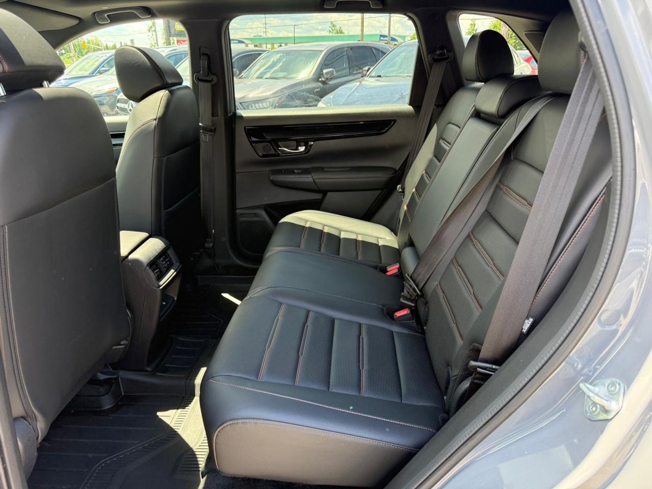 2023 Honda CR-V Touring Photo