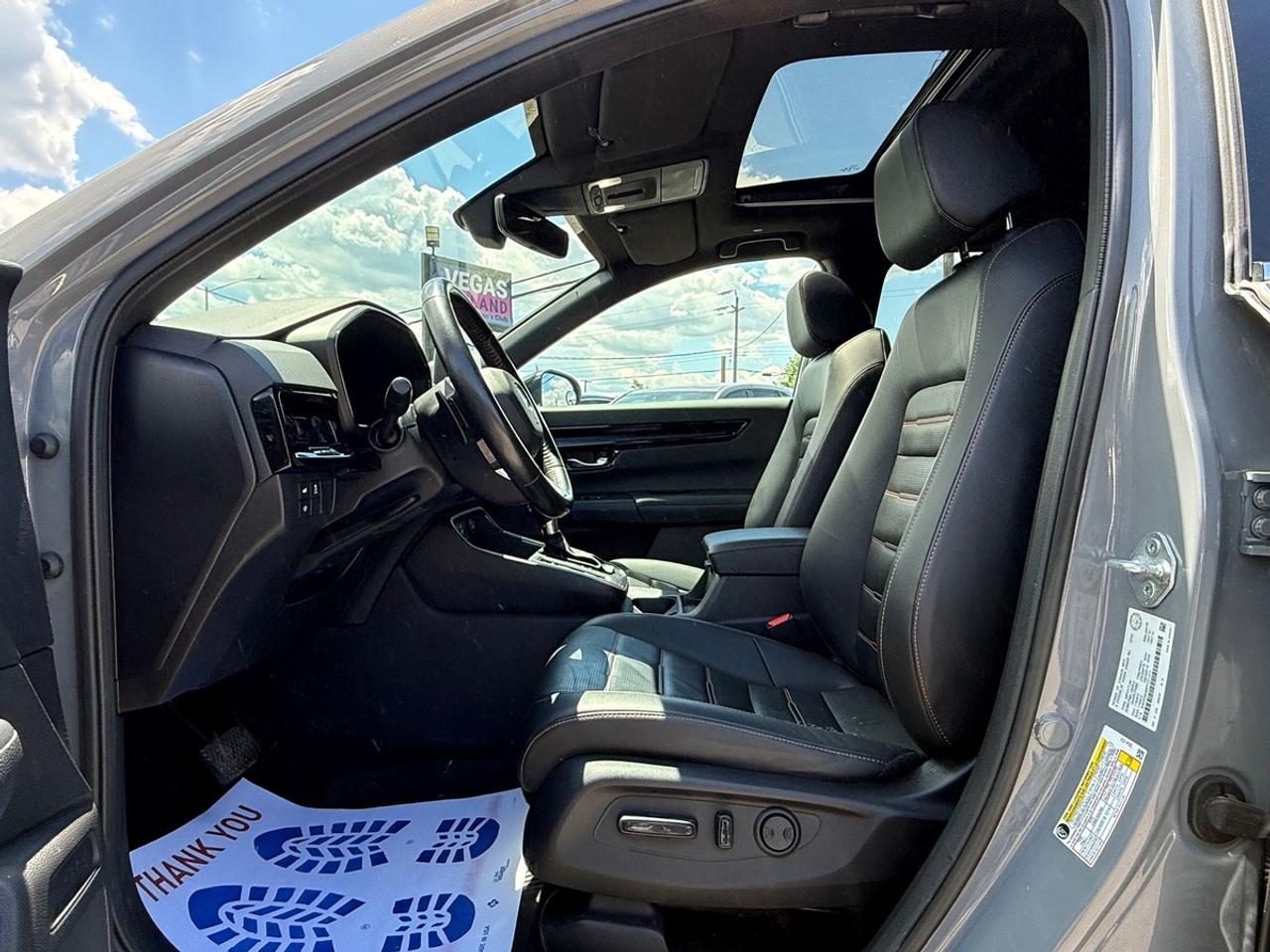2023 Honda CR-V Touring Photo