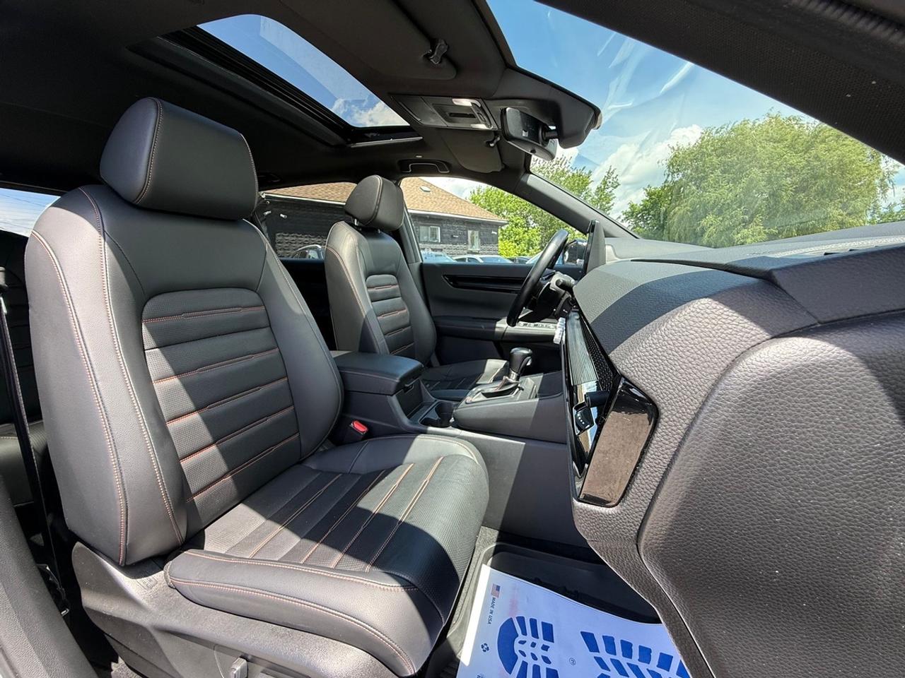 2023 Honda CR-V Touring Photo