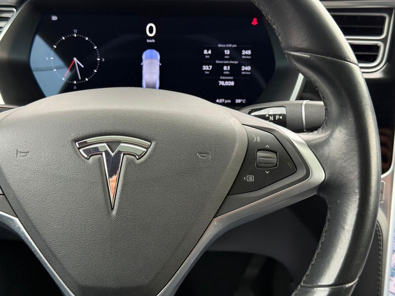2017 Tesla Model X 90D Photo