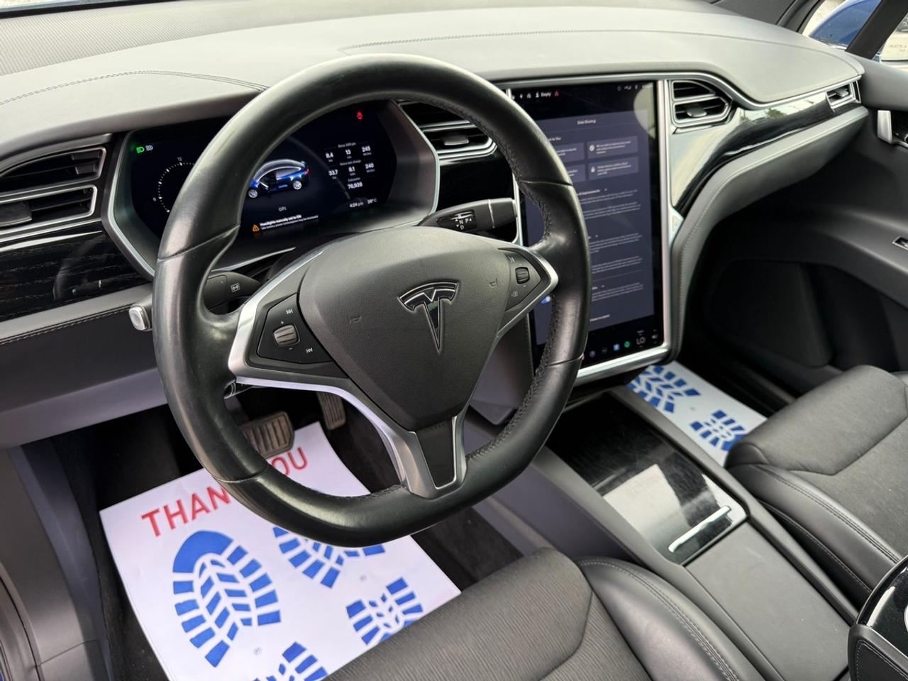 2017 Tesla Model X 90D Photo