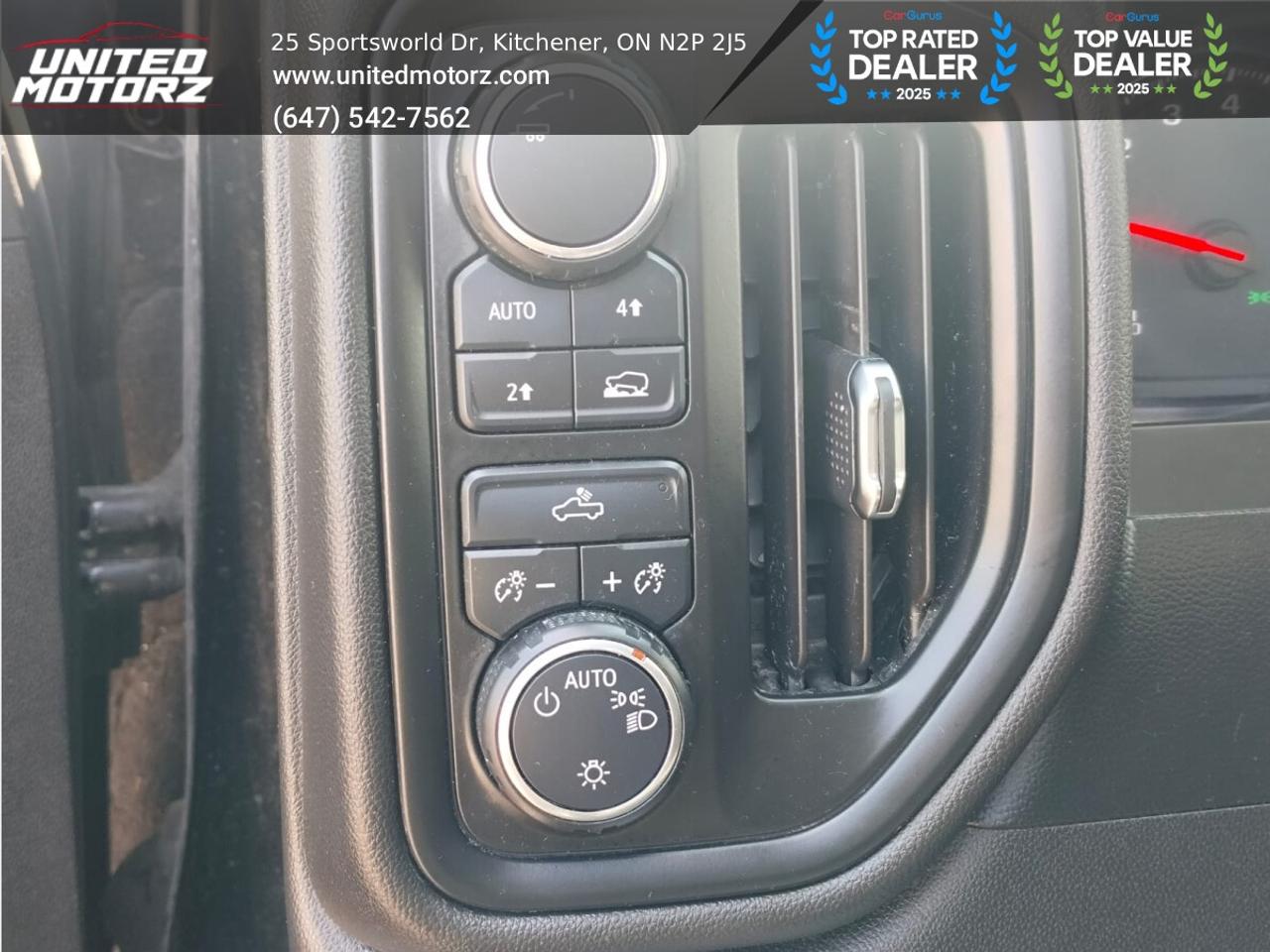 2020 Chevrolet Silverado 1500 4WD CREW CAB 147" ~SAFETY CERTIFIED~ 23 SERVI Photo