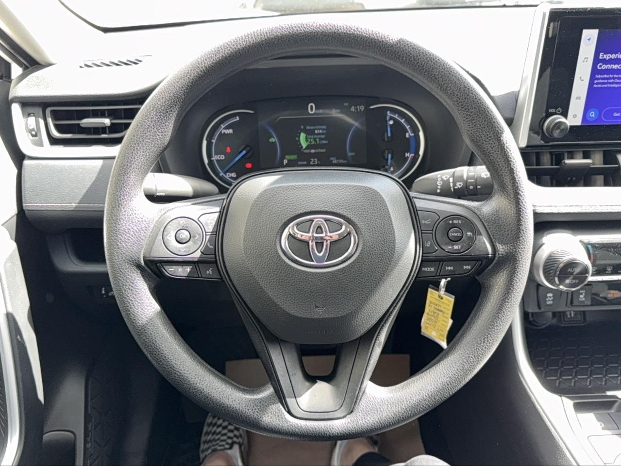 2025 Toyota RAV4 LE Photo