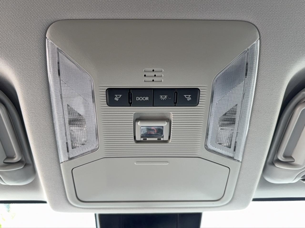 2025 Toyota RAV4 LE Photo