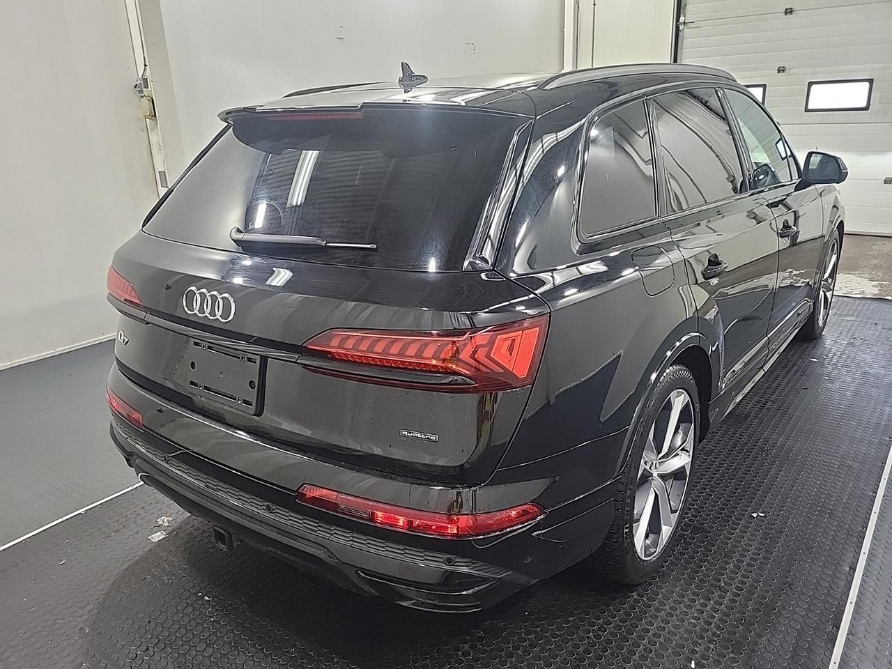 2022 Audi Q7 Technik 55 TFSI S-LINE|CLEAN CARFAX|7 PASS|NAVI| Photo