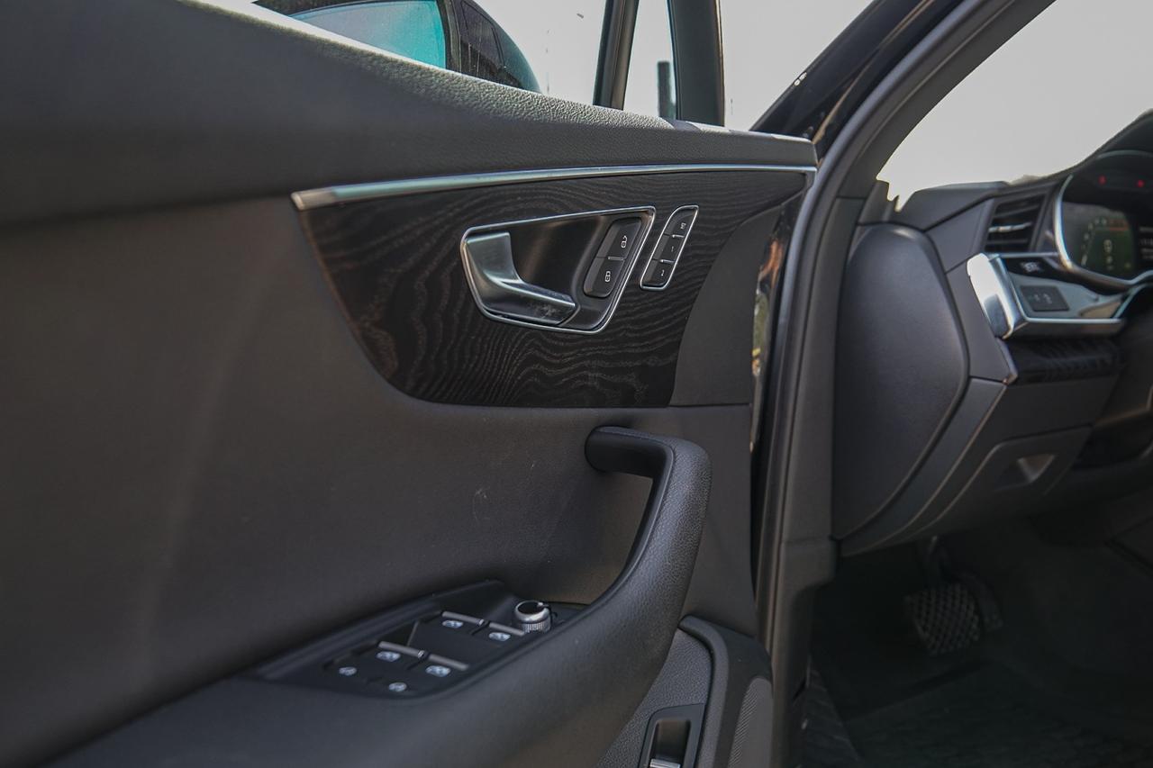 2022 Audi Q7 Progressiv S-LINE QUATTRO |7 PASS|NAVI|PANO|NAVI Photo