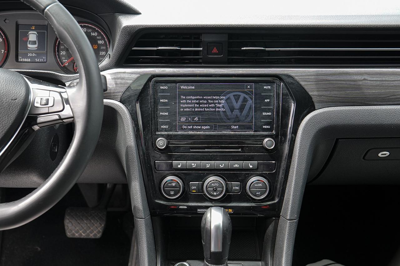 2021 Volkswagen Passat Highline |CLEAN CARFAX|LEATHER|CAM|SUNROOF| Photo