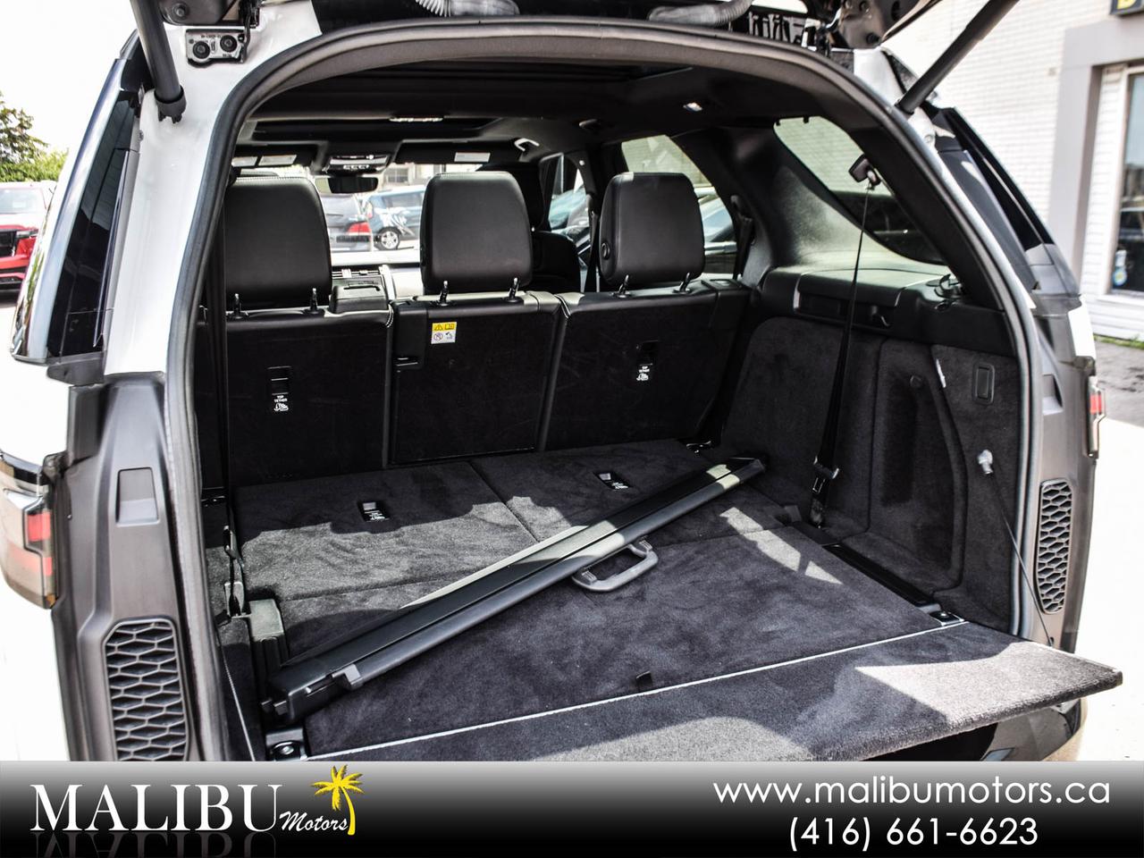 2023 Land Rover Discovery R-Dynamic HSE Photo