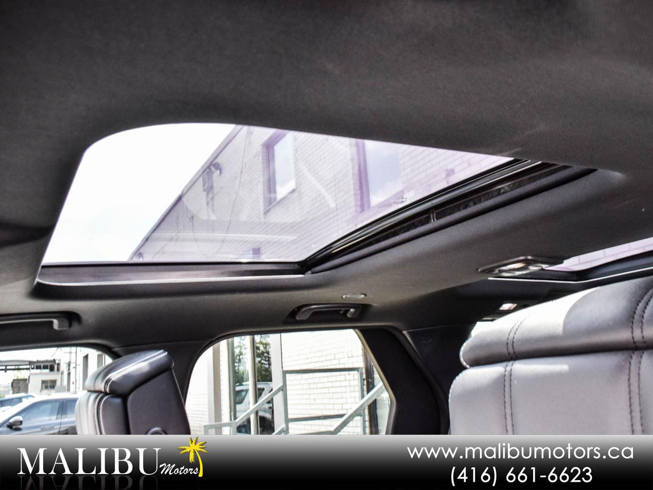 2023 Land Rover Discovery R-Dynamic HSE Photo