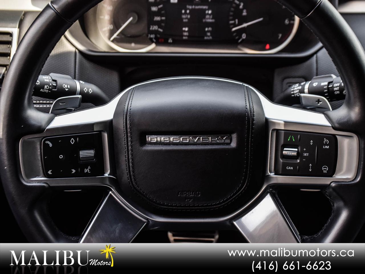2023 Land Rover Discovery R-Dynamic HSE Photo