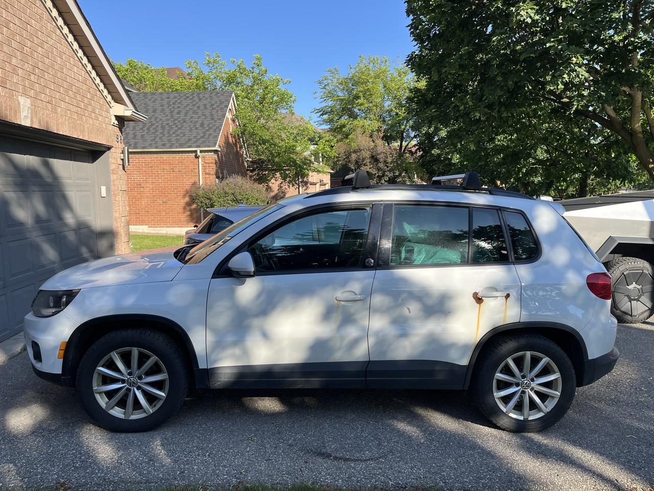 2017 Volkswagen Tiguan WOLFSBURG EDITION 4MOTION -PANO.ROOF-FULLY LOADED!!ONLY $2,999.00!! Photo