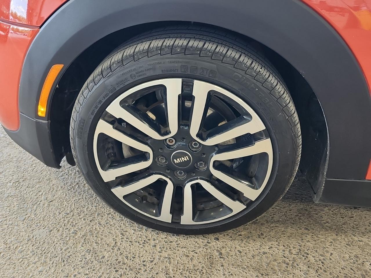 2019 MINI Cooper S Cooper S - ONLY 33K! SUNROOF, NAV, LEATHER, LOADED Photo11
