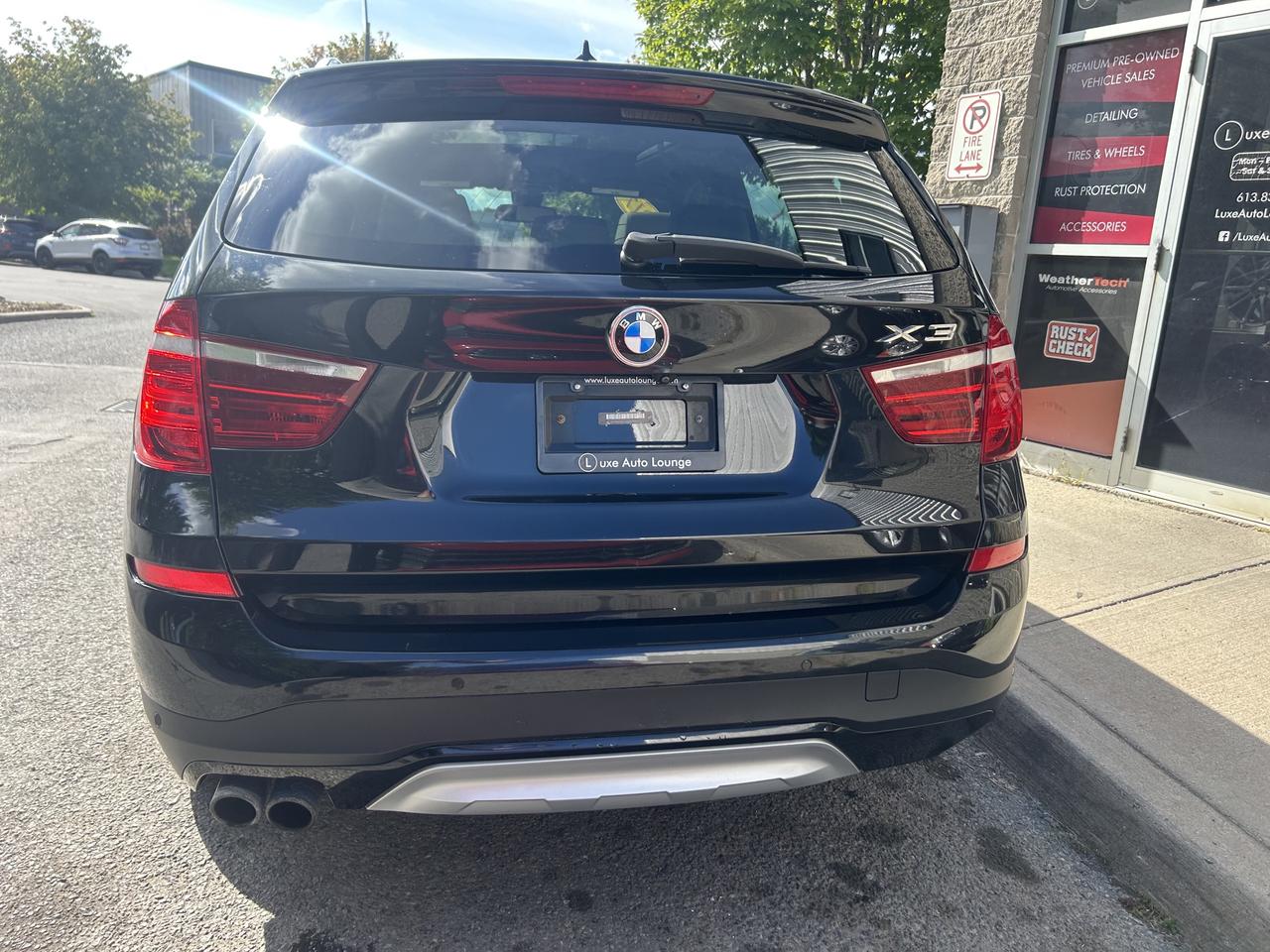2017 BMW X3 xDrive28i - LOW KM, PANO ROOF, H/K STEREO, LOADED! - Photo #5