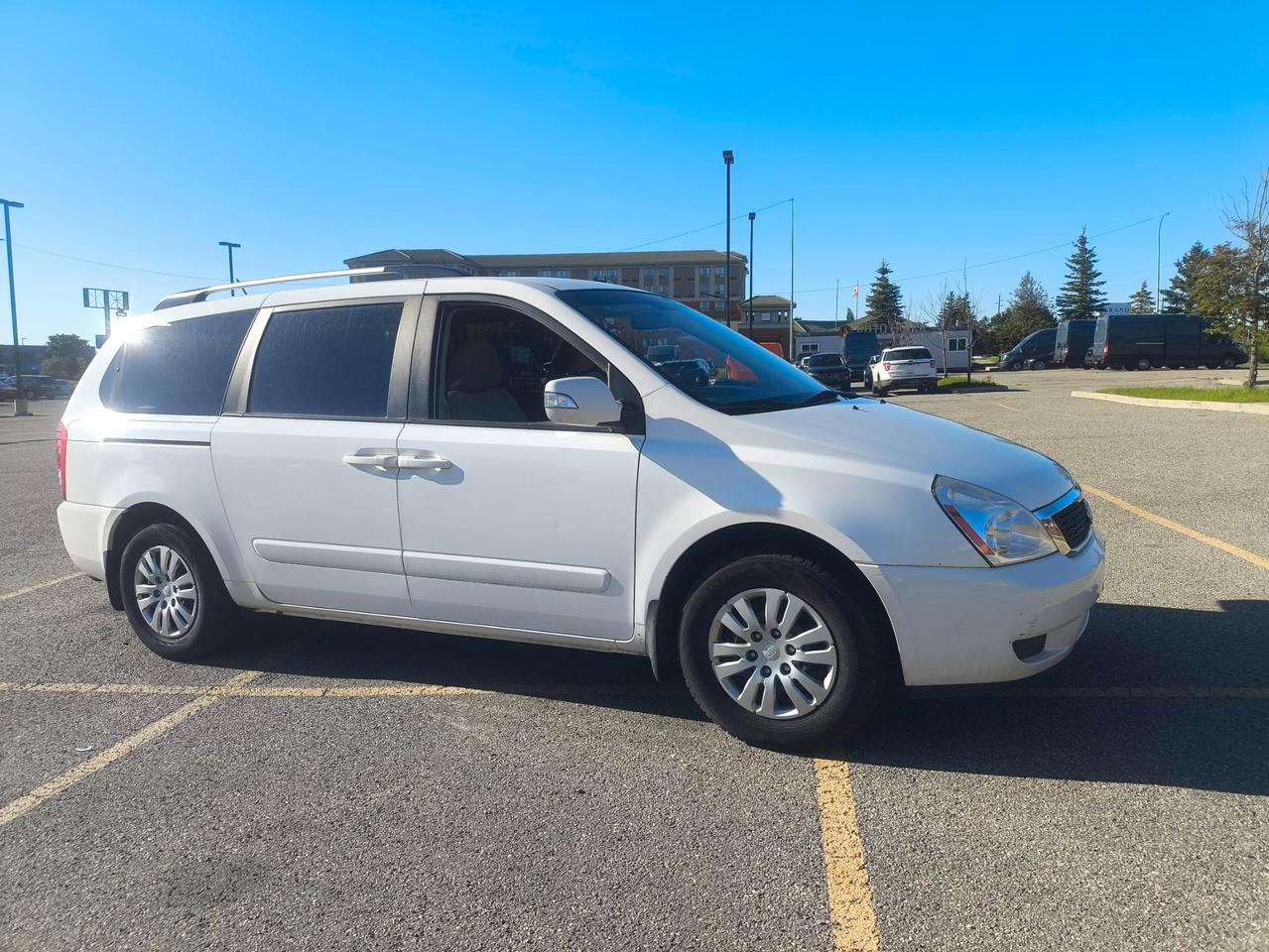 2011 Kia Sedona LX Base