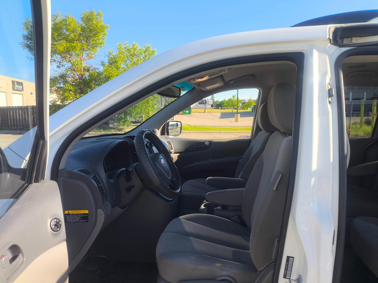 2011 Kia Sedona LX Base Photo