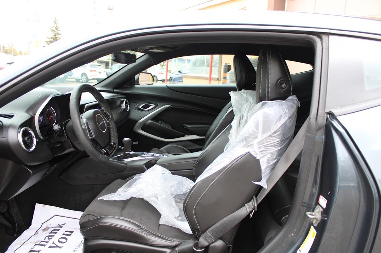 2021 Chevrolet Camaro RARE!! 1LE TRACK PKG!! RECARO SEATS, 6SPD MANUAL! Photo