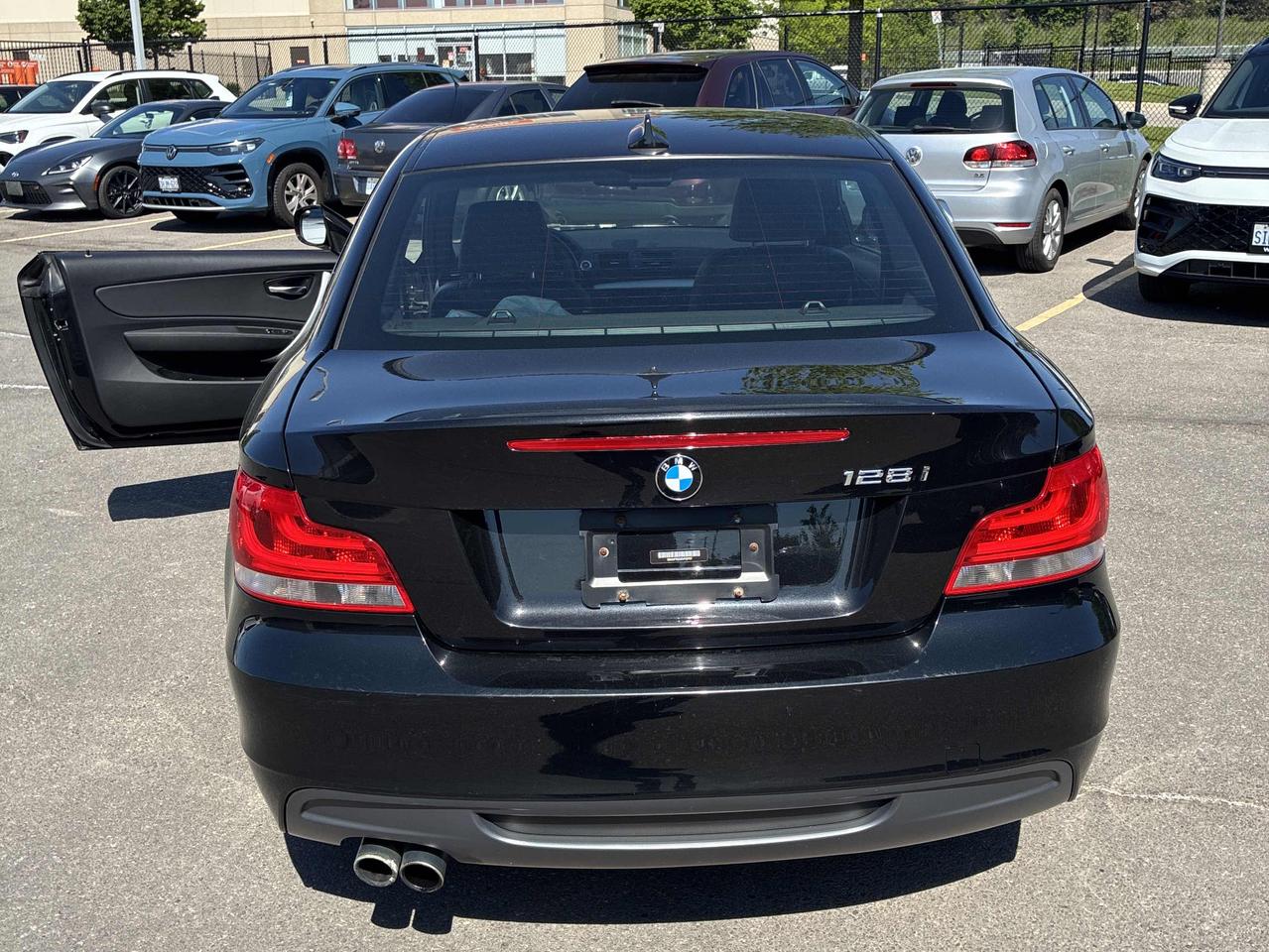 2012 BMW 1 Series 128i - M SPORT PKG, ABSOLUTELY MINT SHAPE!!! Photo