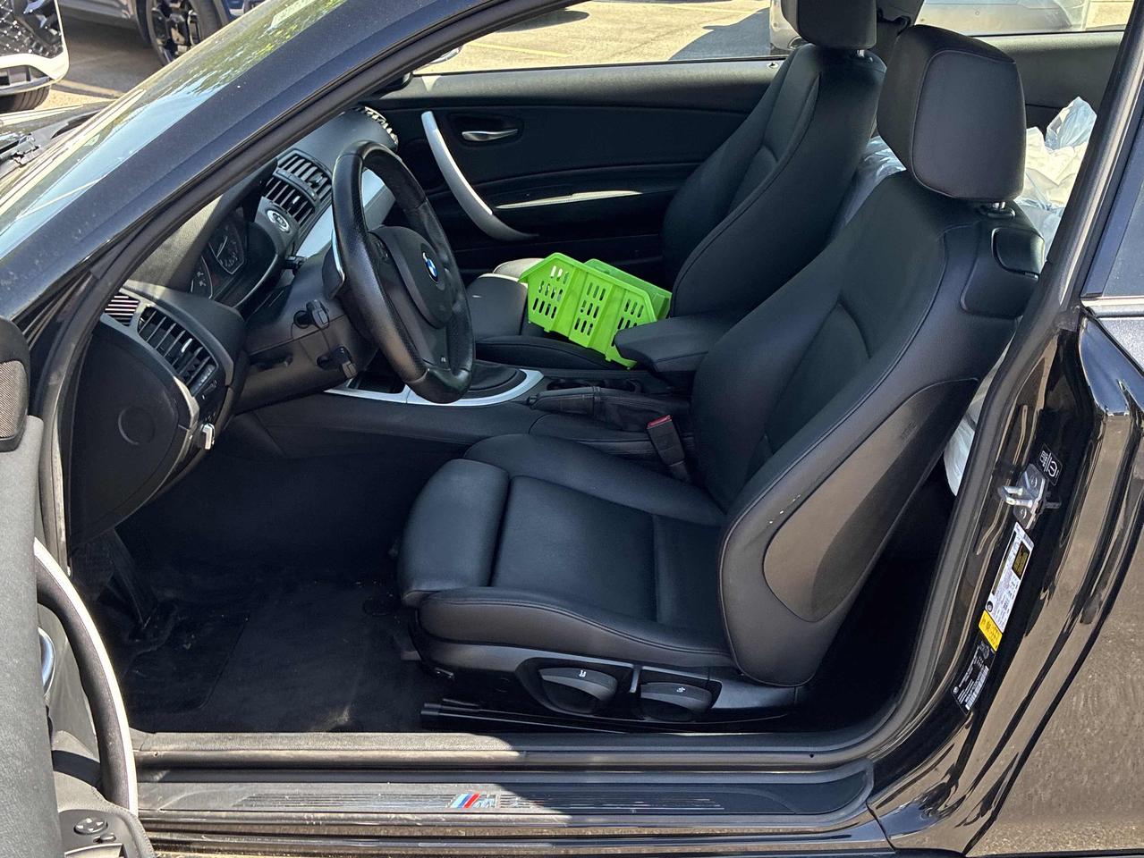 2012 BMW 1 Series 128i - M SPORT PKG, ABSOLUTELY MINT SHAPE!!! Photo