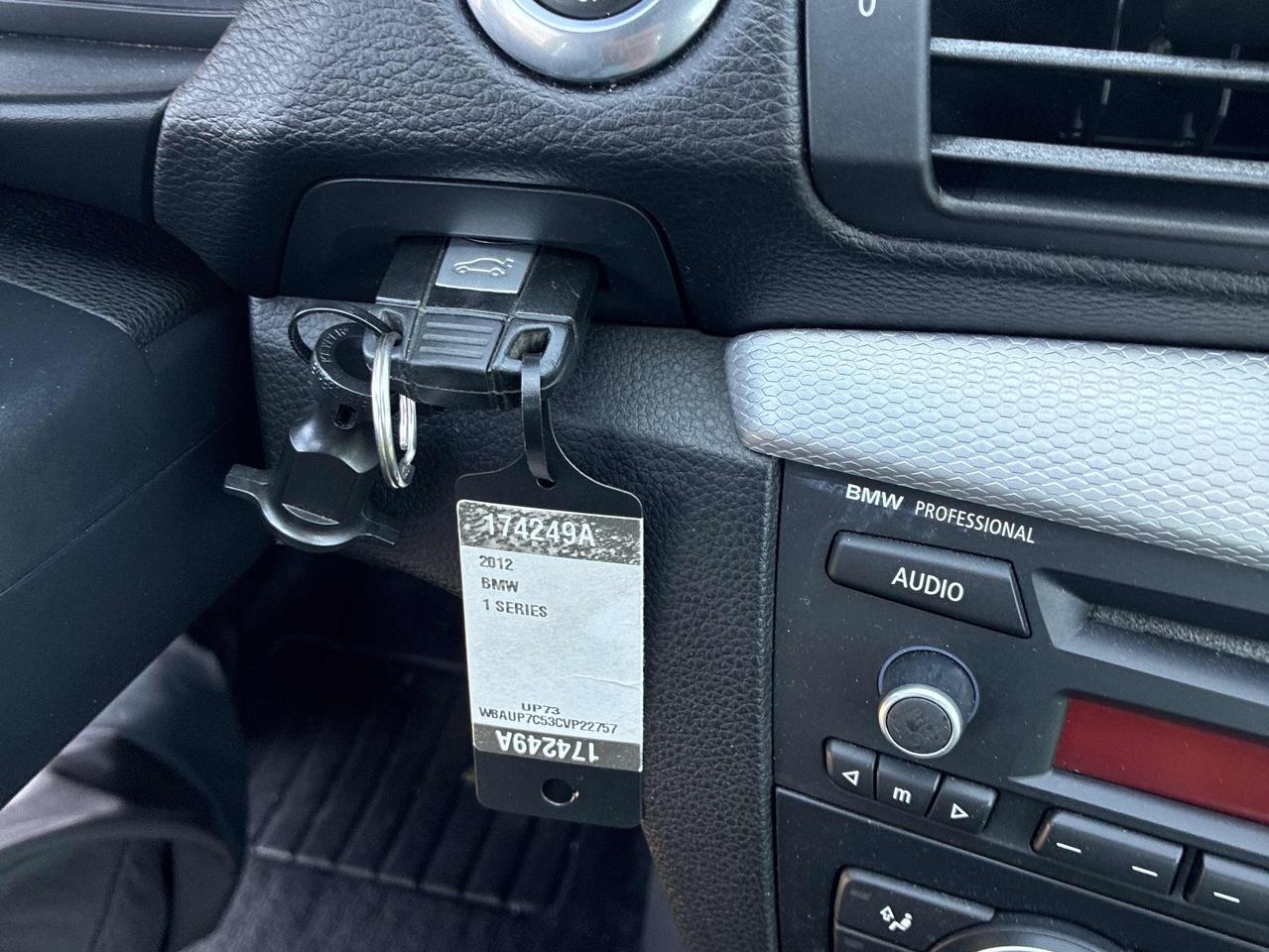 2012 BMW 1 Series 128i - M SPORT PKG, ABSOLUTELY MINT SHAPE!!! Photo