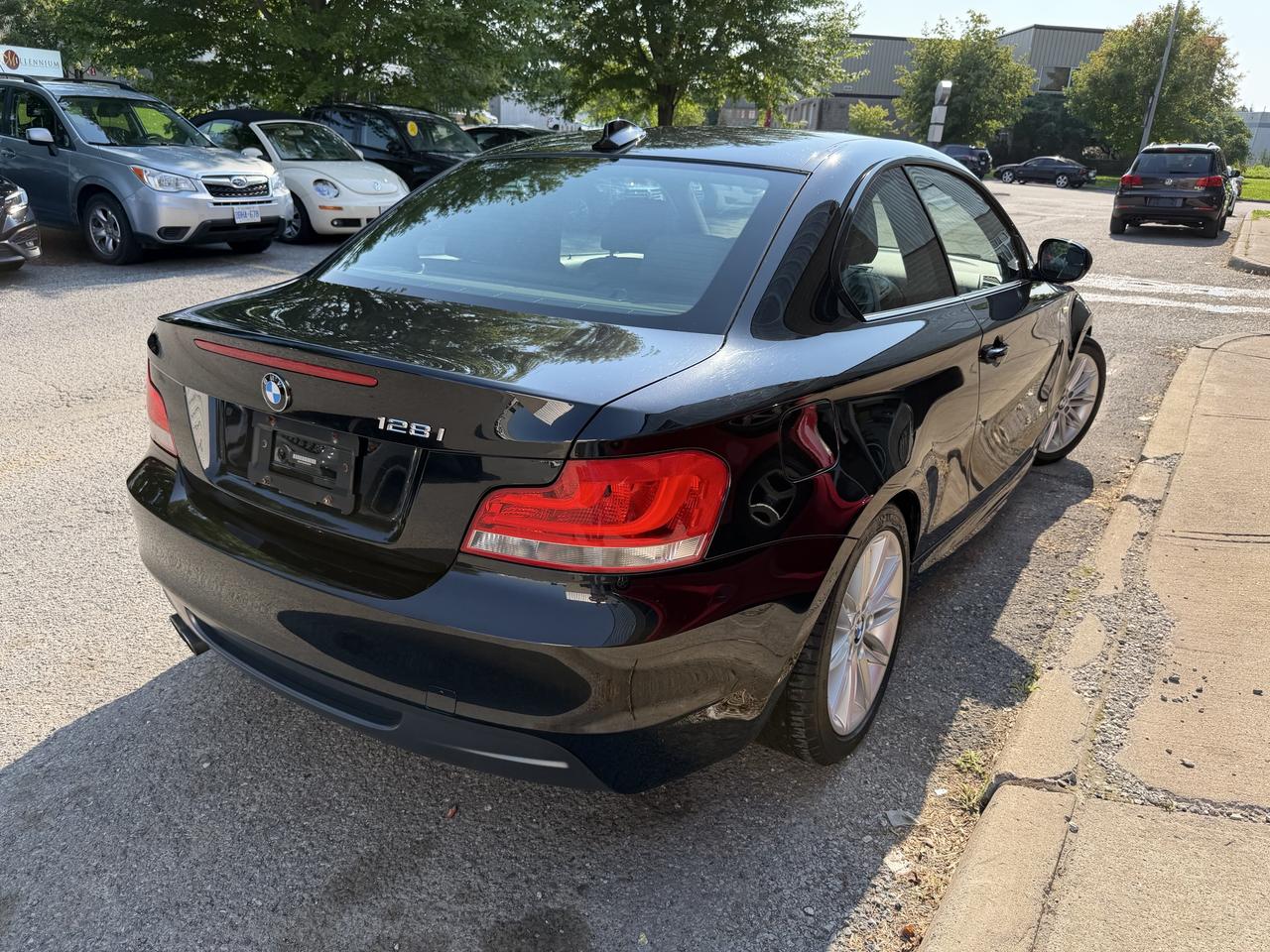 2012 BMW 1 Series 128i - M SPORT PKG, ABSOLUTELY MINT SHAPE!!! - Photo #9