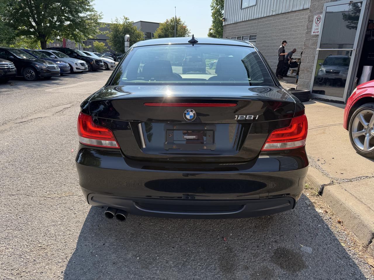 2012 BMW 1 Series 128i - M SPORT PKG, ABSOLUTELY MINT SHAPE!!! Photo